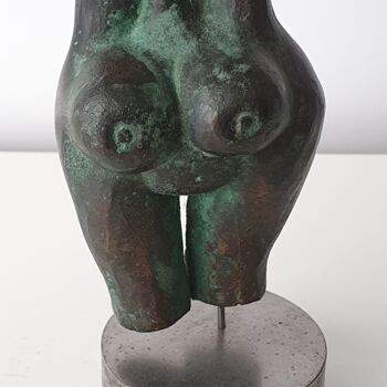 Γλυπτική με τίτλο "Buste de femme" από Gérard Cyne, Αυθεντικά έργα τέχνης, Μπρούντζος