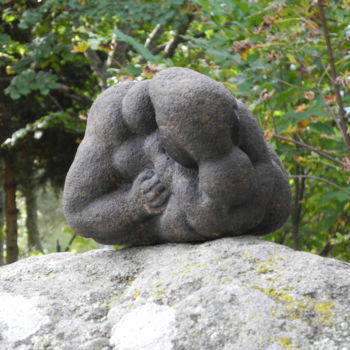 Sculpture titled "TENDRESSE" by Gérard Didier, Original Artwork, Stone