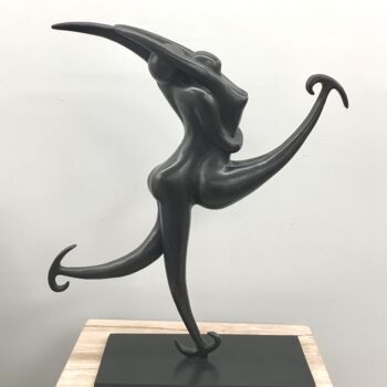 Sculpture titled "Ice dance" by Ghyslaine Leonelli, Original Artwork, Bronze