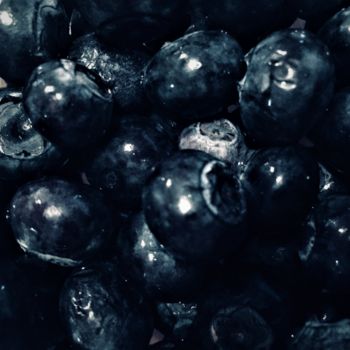 Fotografie getiteld "Blueberries" door Giart, Origineel Kunstwerk, Digitale fotografie