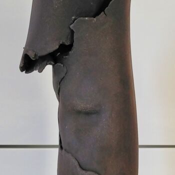 Sculpture titled "Tosione" by Gianluigi Golfetto, Original Artwork, Clay