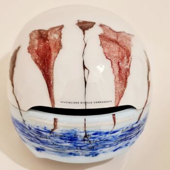 Design mit dem Titel "Liberta Art Helmet" von Gianni Depaoli, Original-Kunstwerk, Zubehör