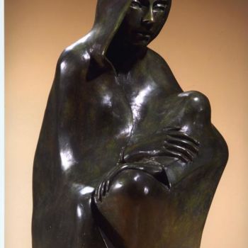 Sculpture titled "DONNA CON CAPPUCCIO" by Marcello Giannozzi, Original Artwork