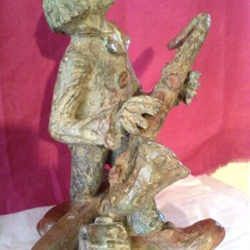 Escultura titulada "Le clown au saxopho…" por Gilbert Liblin, Obra de arte original, Metales