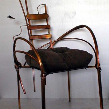 Design intitulée "chaise en cuivre" par Gilles Bonnin, Œuvre d'art originale, Meuble
