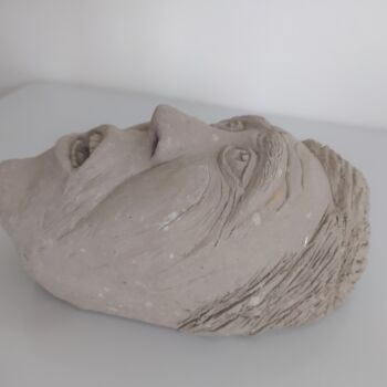 Sculpture titled "Doloris" by Giovane Figueredo, Original Artwork, Clay