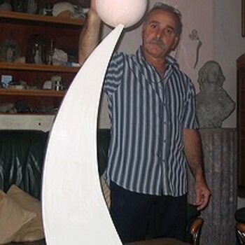 Sculpture titled "force" by Giovanni Giambra, Original Artwork, Plaster