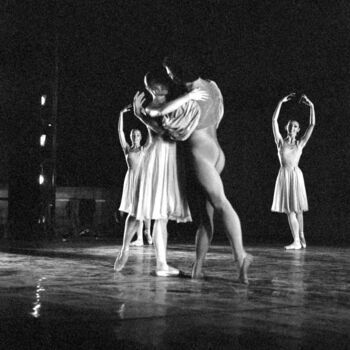 Fotografía titulada "Teatro Alba Fucens" por Giuseppe Persia, Obra de arte original, Fotografía analógica