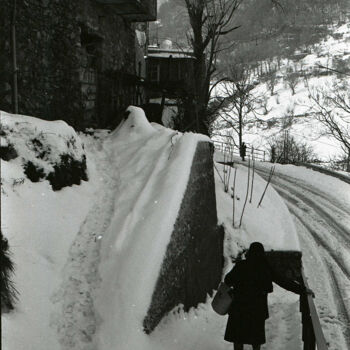 Photography titled "Tramonto sulla neve" by Giuseppe Persia, Original Artwork, Analog photography