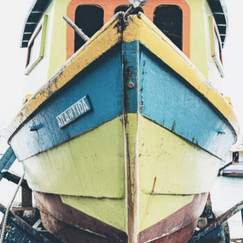 Photographie intitulée "Wooden Boat" par Glauco Meneghelli, Œuvre d'art originale, Photographie numérique