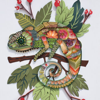Sculpture intitulée "Chameleon art" par Glimpsecraft Priyanka, Œuvre d'art originale, Papier