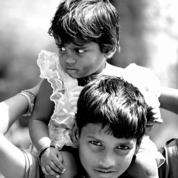 Fotografia zatytułowany „Siblings!” autorstwa Goutam Chakraborty, Oryginalna praca