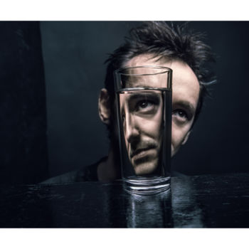 Fotografía titulada ""Through the glass"" por Pavel Grozberg, Obra de arte original, Fotografía digital