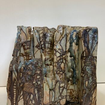 Sculpture titled "gebrochene Säulen 1" by Günther Mika, Original Artwork, Ceramics