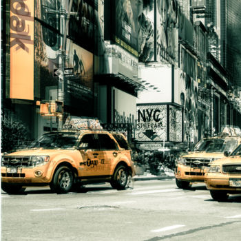 Photography titled "New York City - Yel…" by Hannes Cmarits Photography, Original Artwork