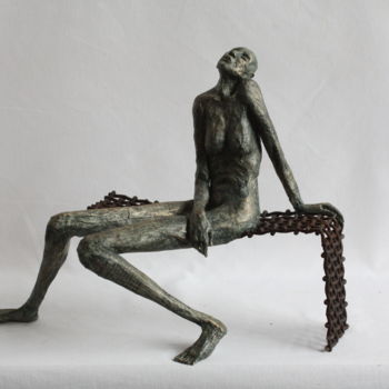 Sculpture intitulée "ça ne va pas tomber…" par Betty Hanns, Œuvre d'art originale, Papier