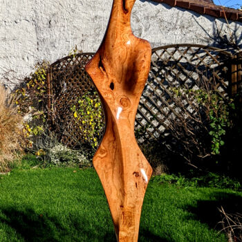 Sculpture intitulée "Non-Conceptual Form…" par Flos, Œuvre d'art originale, Bois