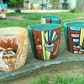 Artcraft titled "Pots de fleurs" by Happy Home Atelier, Original Artwork