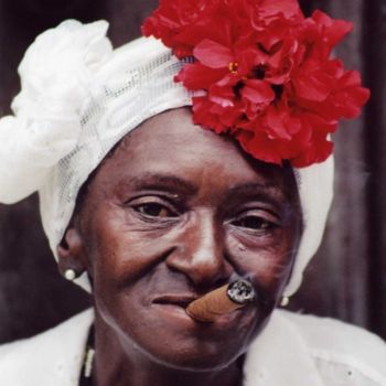 제목이 "Cigar lady Cuba"인 사진 Heart Art Rebecca로, 원작