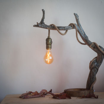 Ремесла под названием "Wood Lamp / Siberia…" - Roman Panev, Подлинное произведение искусства, Осветительные приборы