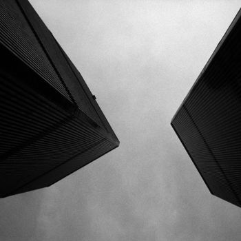 Fotografia zatytułowany „Twin Towers, New Yo…” autorstwa Heinz Baade, Oryginalna praca