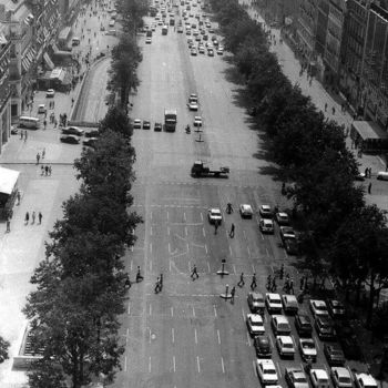Photographie intitulée "Paris, 1976" par Heinz Baade, Œuvre d'art originale