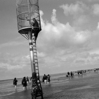 Fotografie getiteld "At the North Sea co…" door Heinz Baade, Origineel Kunstwerk