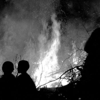 Photographie intitulée "19. "Spring fire" -…" par Heinz Baade, Œuvre d'art originale