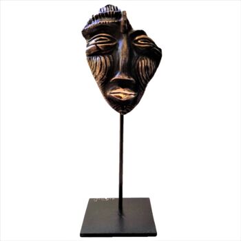 Scultura intitolato "l'indienne noire" da Helene Stanton, Opera d'arte originale, Bronzo