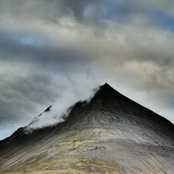 Photography titled "Walking on the Moon" by Hélène Tourbine, Original Artwork, Digital Photography Mounted on Metal