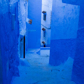 Photographie intitulée "bleu-chaouen-4" par Henri Beau, Œuvre d'art originale