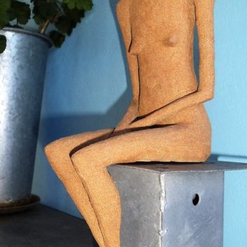Sculpture titled "Girleen 1." by Hilary Mullany, Original Artwork, Clay