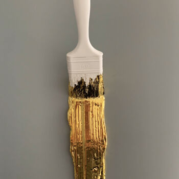 Sculpture titled "Gold and white Brush" by Santicri, Original Artwork, Resin Mounted on Other rigid panel