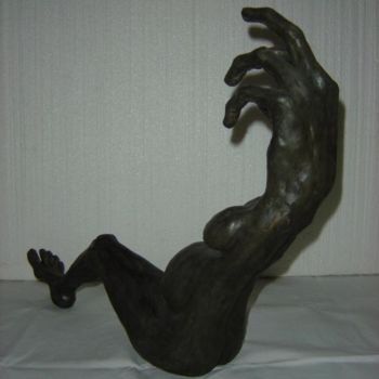 Sculptuur getiteld "Male Pregnancy 1" door Horatiu Bob, Origineel Kunstwerk