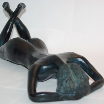 Скульптура под названием "elle boude" - Xavier Houdayer, Подлинное произведение искусства, Бронза