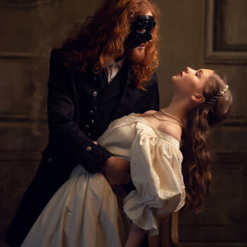 Photographie intitulée "The Phantom of the…" par Ianina Ermakova, Œuvre d'art originale, Photographie numérique