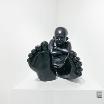 Sculpture intitulée "Babyfoot 85" par Idan Zareski, Œuvre d'art originale, Résine