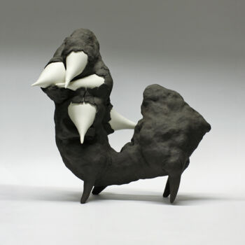 Sculpture titled "Velue" by Ielizaveta Portnova, Original Artwork, Ceramics