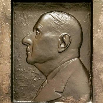 Sculpture titled "Charles De Gaulle" by Igor Stepanov, Original Artwork, Plaster Mounted on Wood Panel