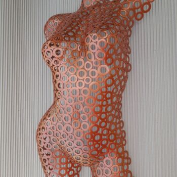 Escultura titulada "Beautiful Aphrodite…" por Ihor Tabakov, Obra de arte original, Metales Montado en Metal