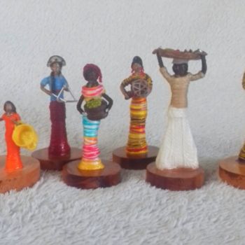 Escultura intitulada "Mulheres ruralistas" por Simone Muniz Oliveira, Obras de arte originais