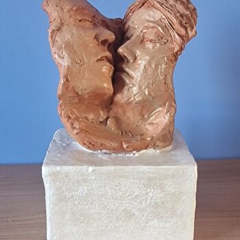 Sculpture intitulée "Il bacio" par Michele Imperiale, Œuvre d'art originale, Terre cuite
