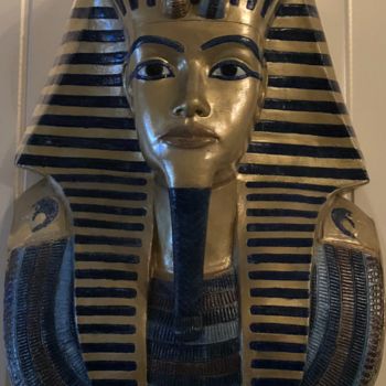Scultura intitolato "Tutankhamun" da Bs Van Hemert, Opera d'arte originale, Media misti