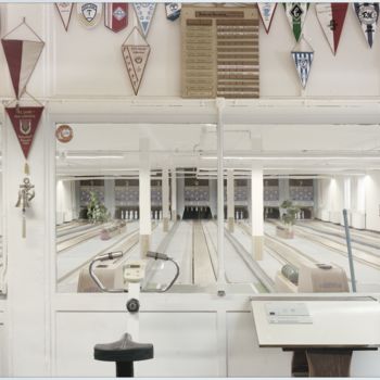 Fotografia intitulada "BOWLING#2" por Stefan Neubauer, Obras de arte originais, Fotografia Não Manipulada