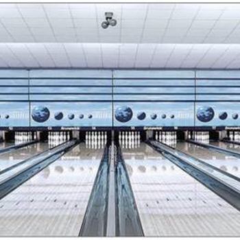 Fotografie mit dem Titel "BOWLING#3" von Stefan Neubauer, Original-Kunstwerk, Nicht bearbeitete Fotografie