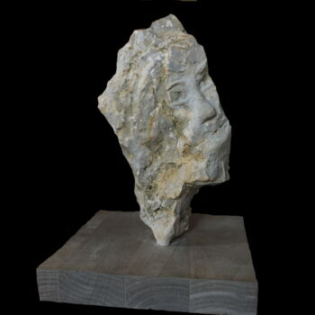 Escultura titulada "Amalia" por Inga Meister, Obra de arte original, Piedra