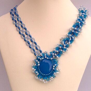 Design intitulée "“Blue lagoon” neckl…" par Irena Zelickman, Œuvre d'art originale, Bijoux