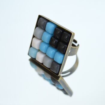 Design intitulée "Mosaic ring in shad…" par Irena Zelickman, Œuvre d'art originale, Bijoux