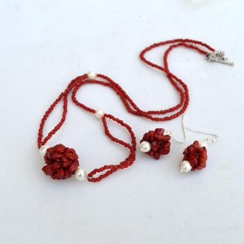 Design intitulada "Red coral cluster n…" por Irena Zelickman, Obras de arte originais, Jóias