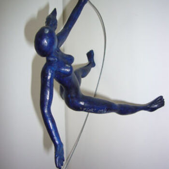 Escultura titulada "FLOR" por Irene Perez Perez, Obra de arte original, Otro